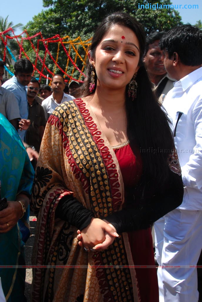 Charmi Actress hd photo