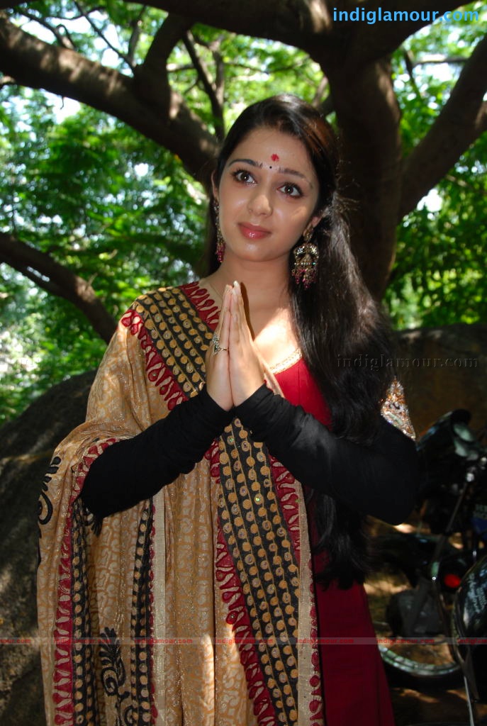 Charmi Actress hd photo