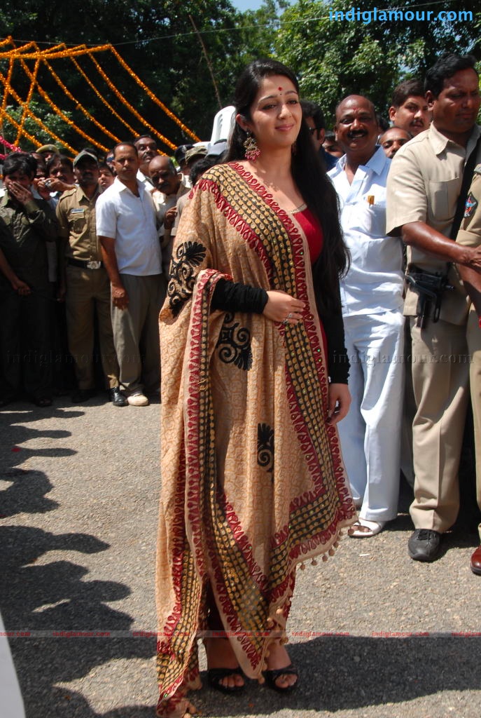 Charmi Actress hd photo