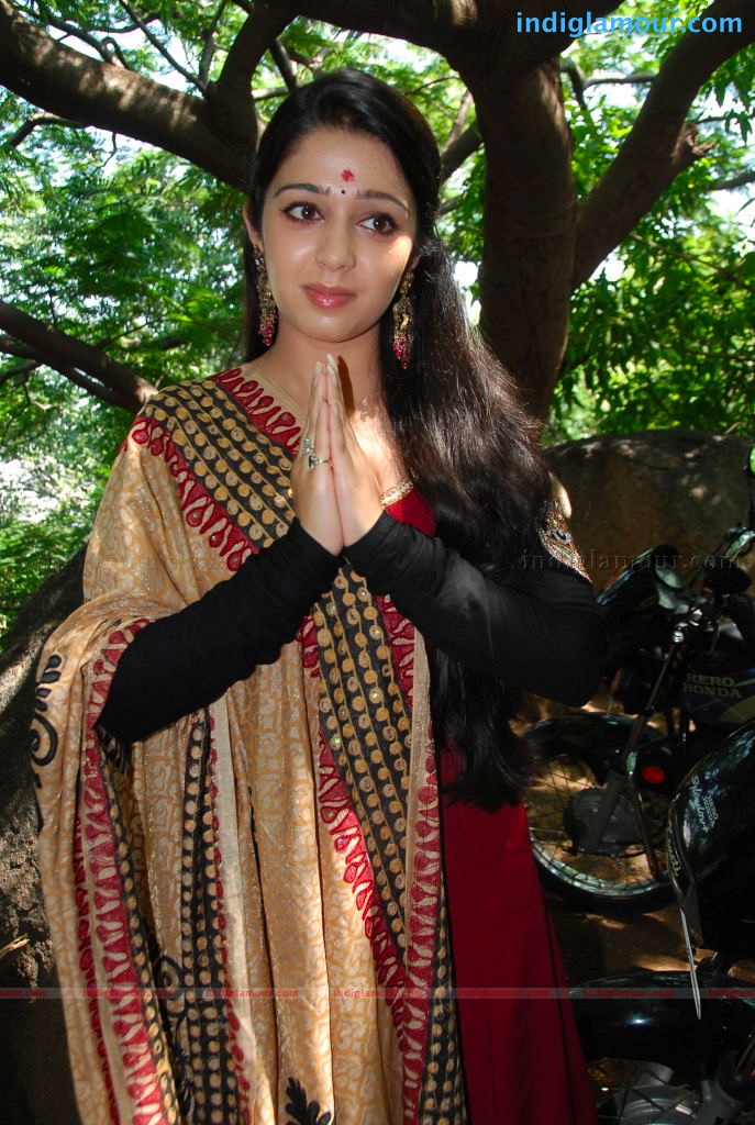Charmi Actress hd photo