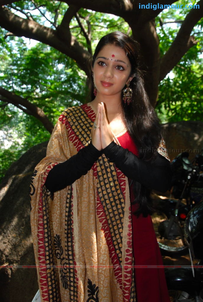 Charmi Actress hd photo