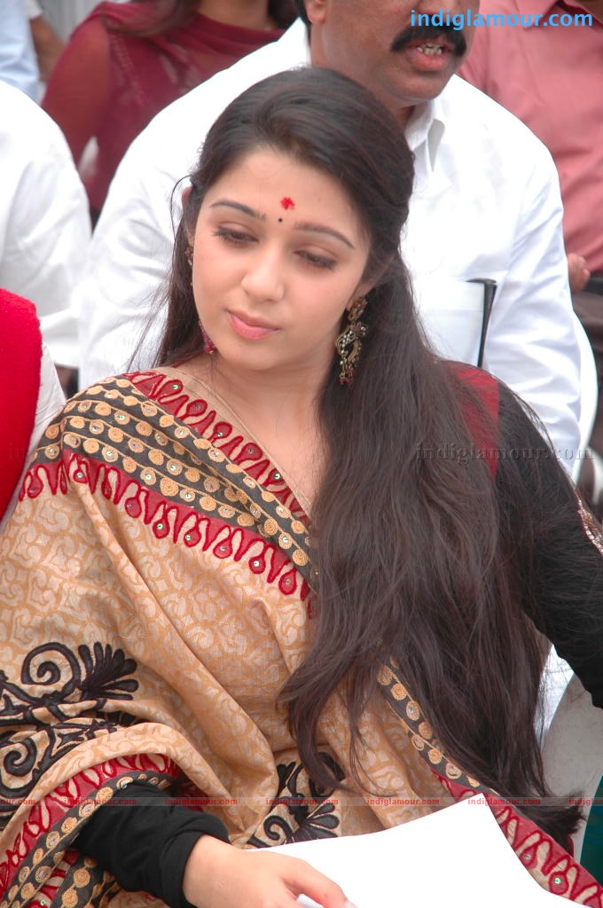 Charmi Actress hd photo