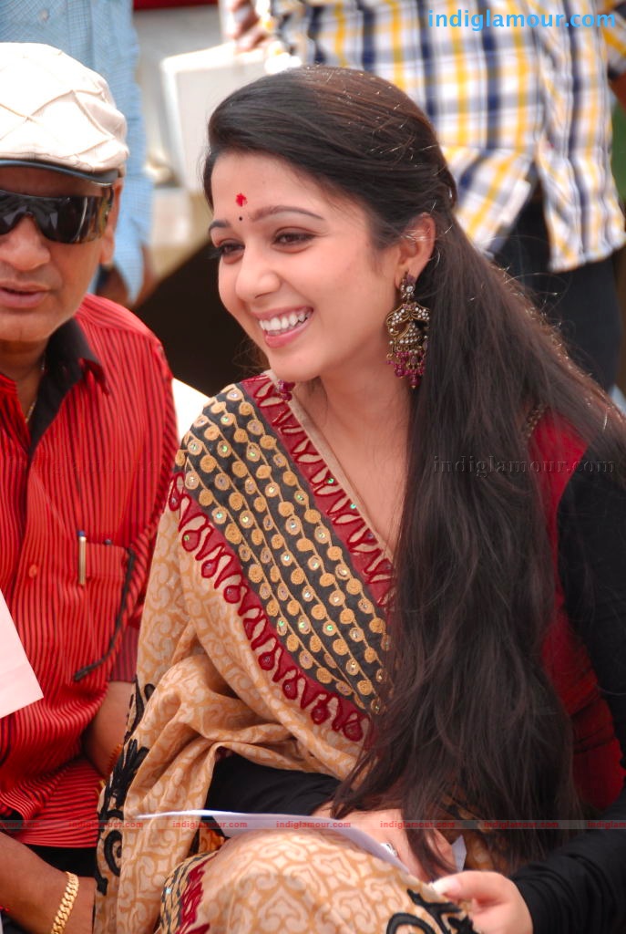 Charmi Actress hd photo