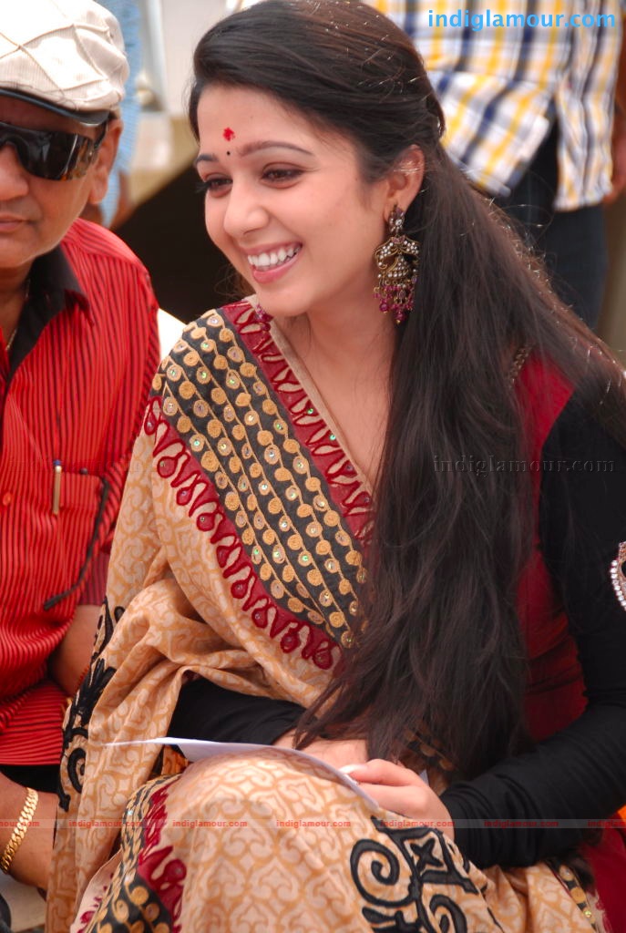 Charmi Actress hd photo