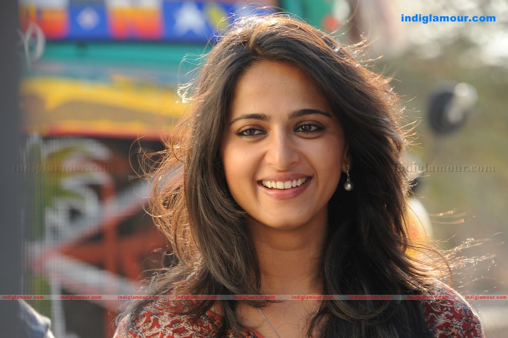 Anushka Actress hd photo