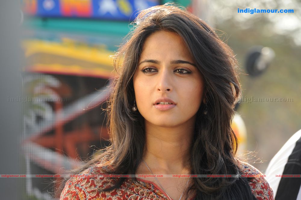 Anushka Actress hd photo
