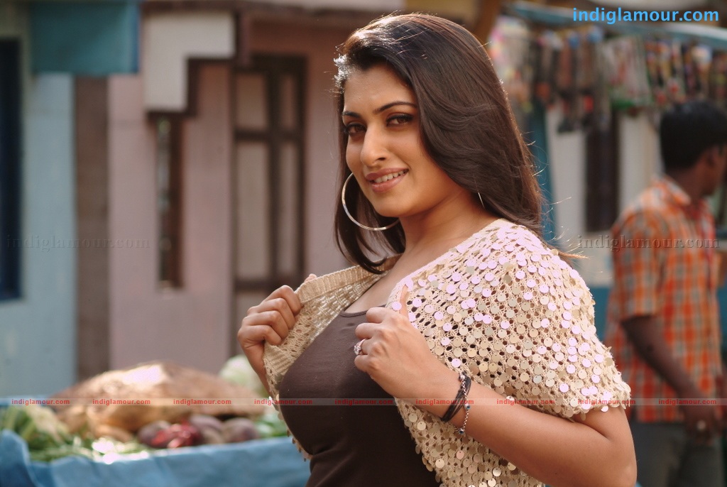Malavika Actress hd photo