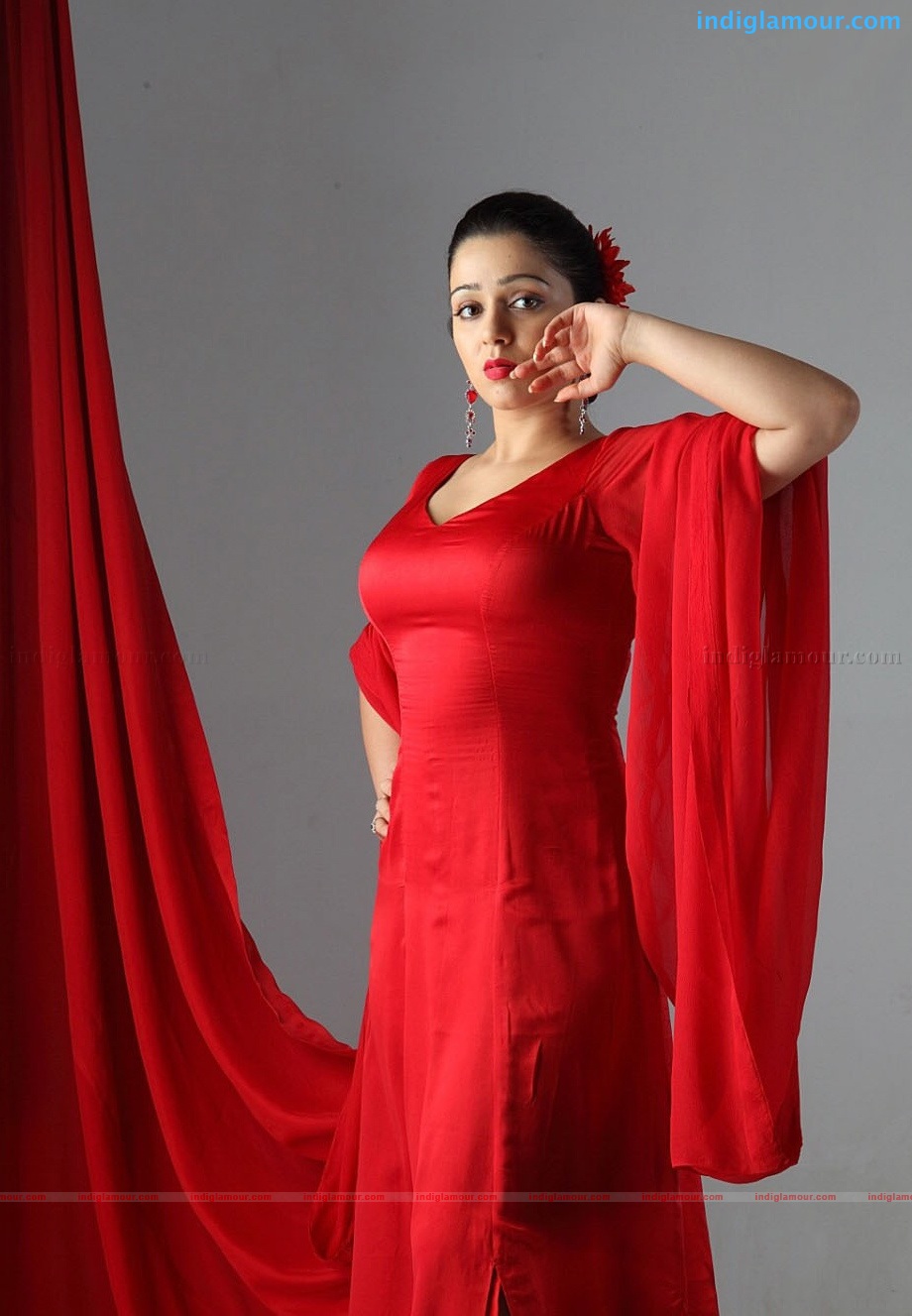 Charmi Actress hd photo