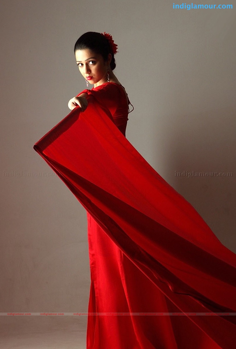 Charmi Actress hd photo