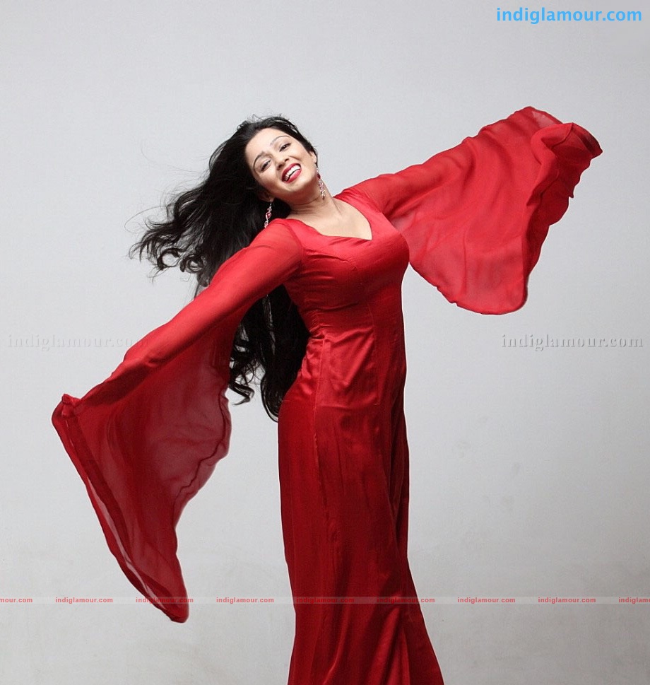 Charmi Actress hd photo