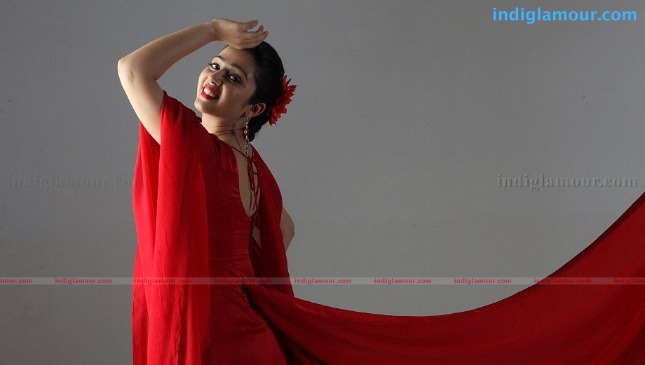 Charmi Actress hd photo