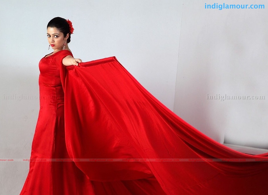 Charmi Actress hd photo