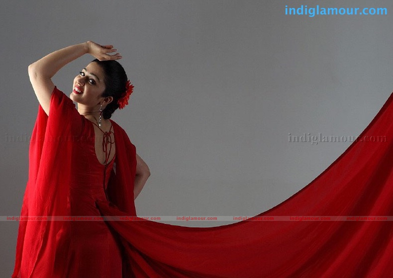 Charmi Actress hd photo