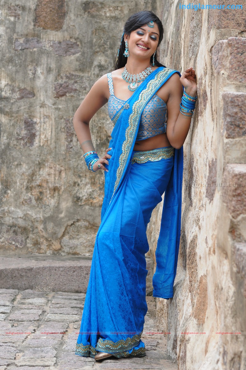 Vimala Raman Actress hd photo