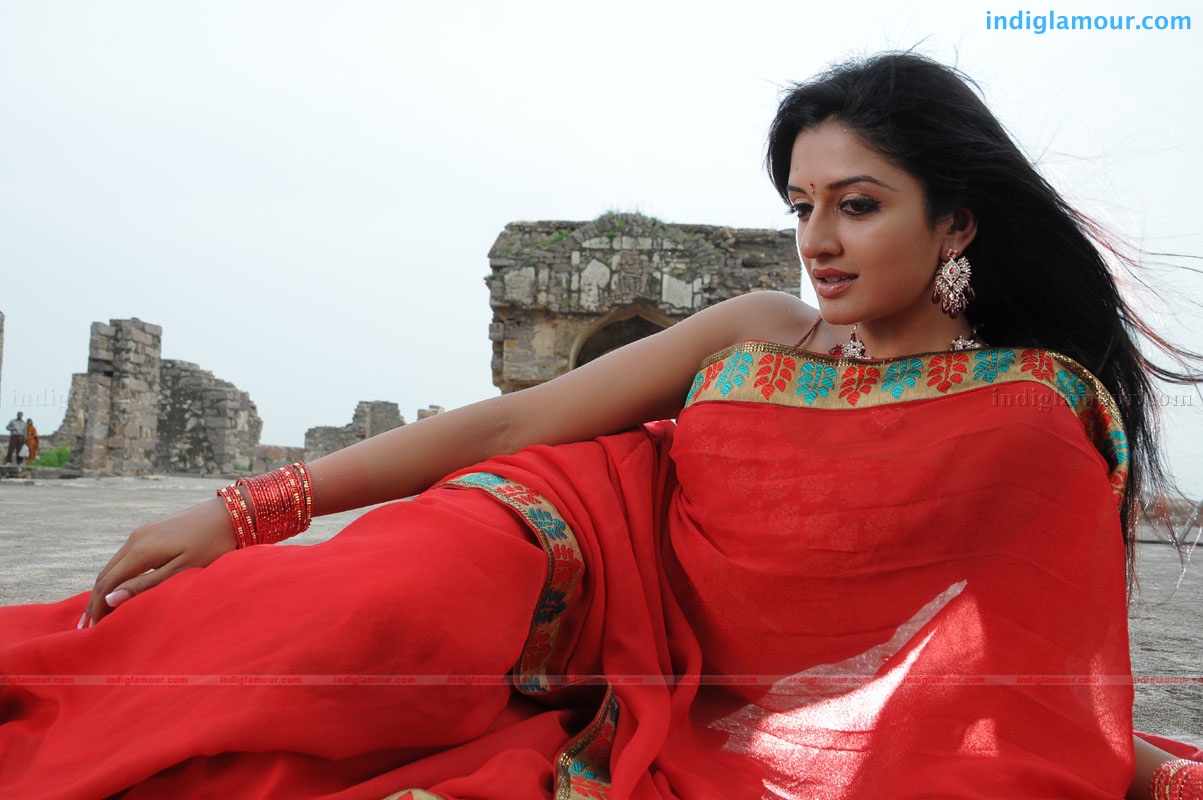 Vimala Raman Actress hd photo