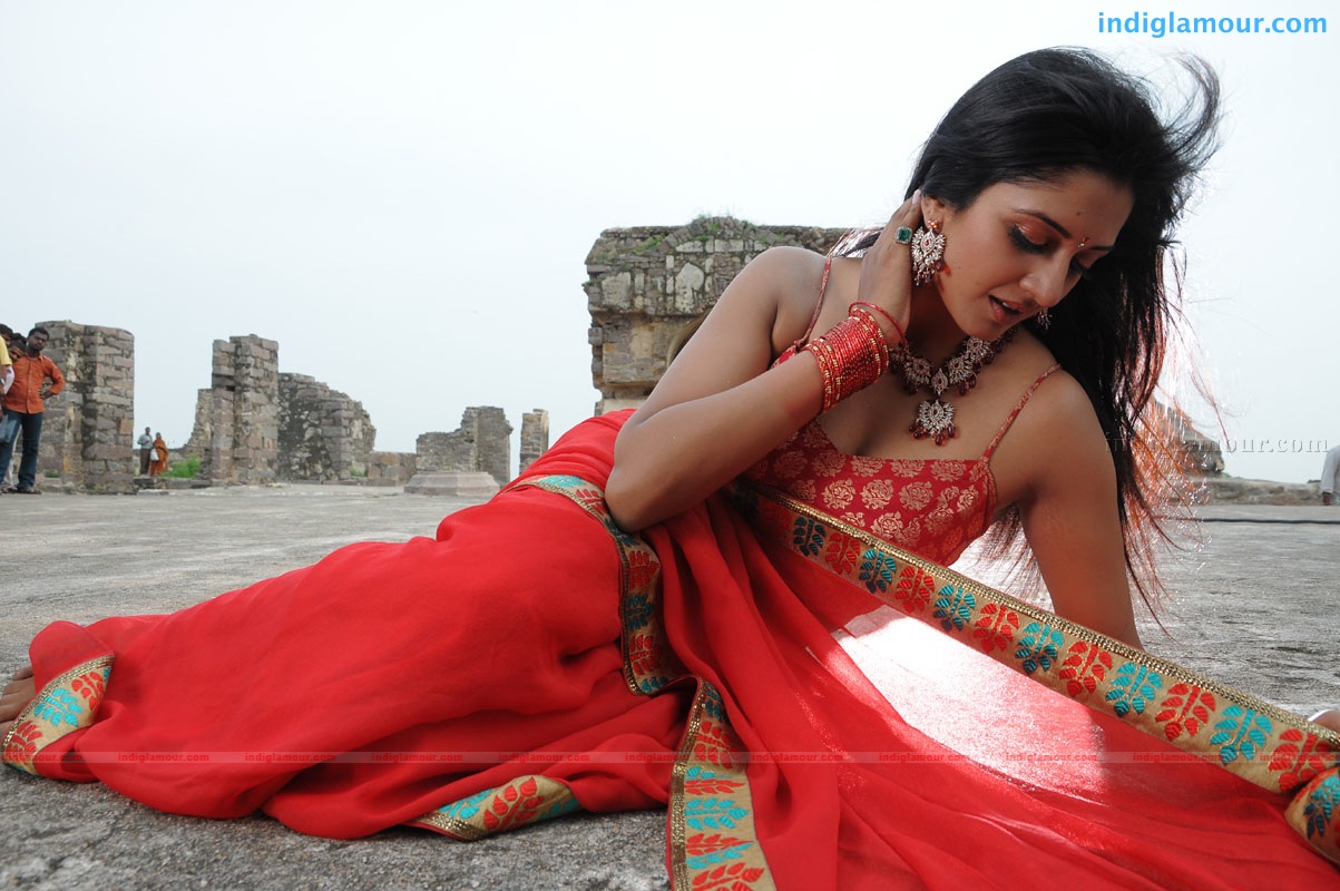 Vimala Raman Actress hd photo