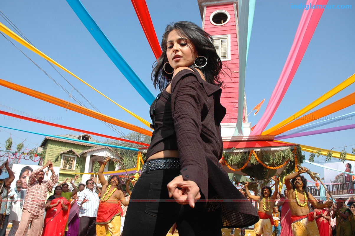 Anushka Actress hd photo