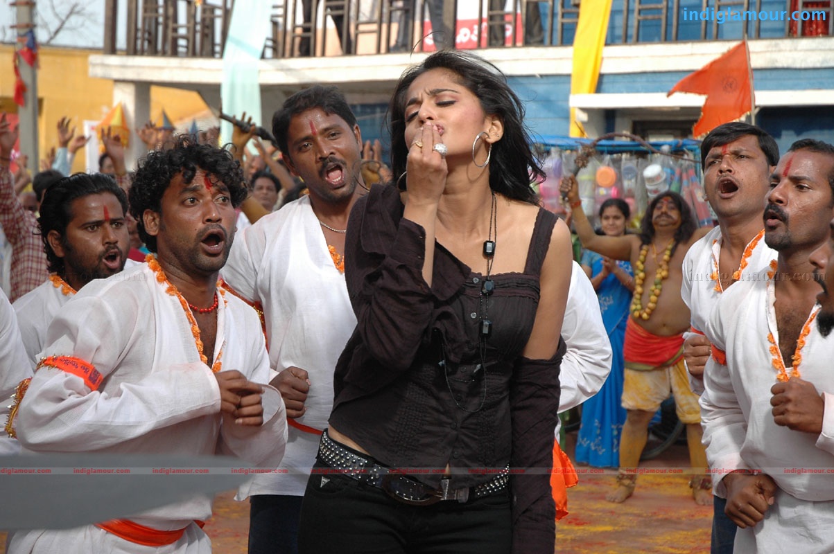 Anushka Actress hd photo