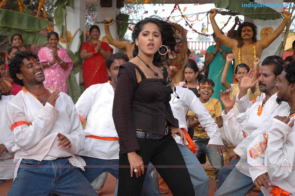 Anushka Actress hd photo