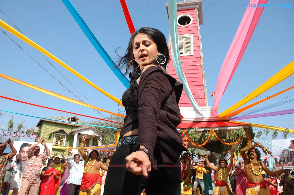 Anushka Actress hd photo