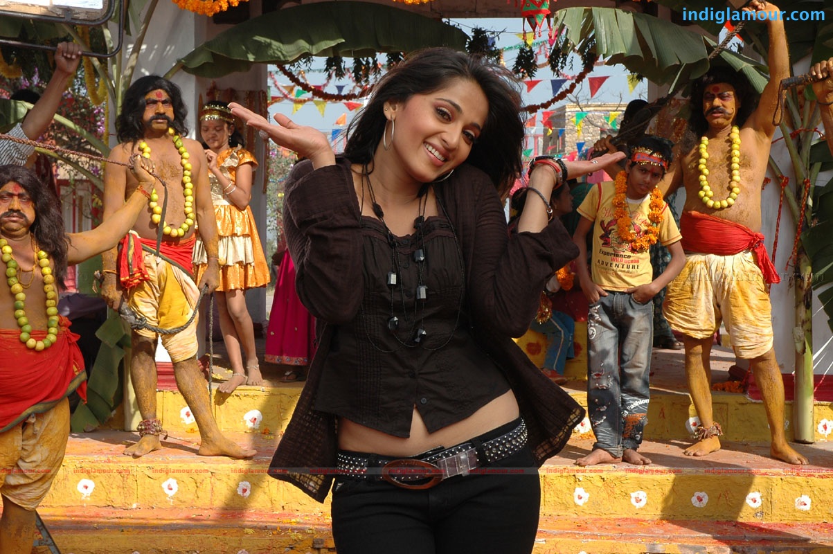Anushka Actress hd photo