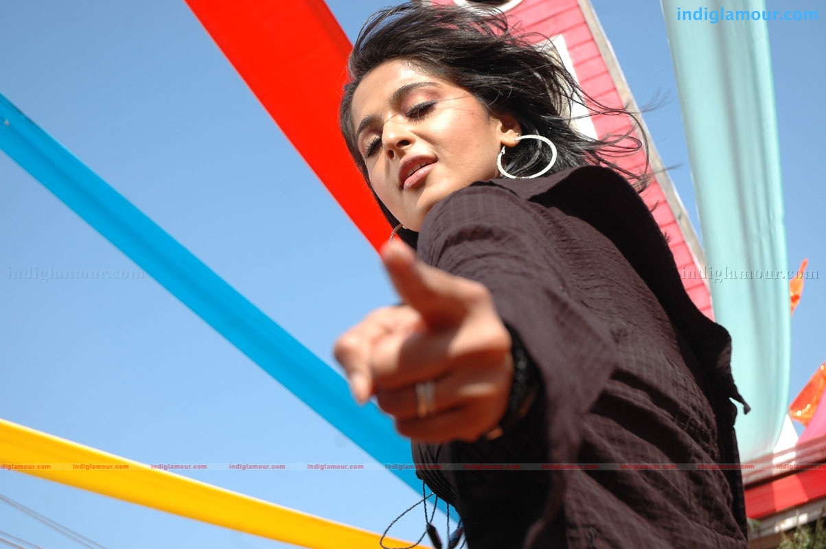 Anushka Actress hd photo