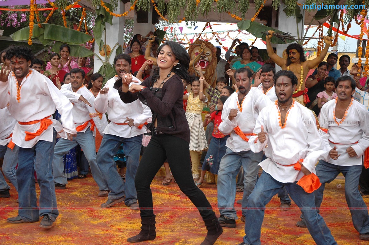 Anushka Actress hd photo