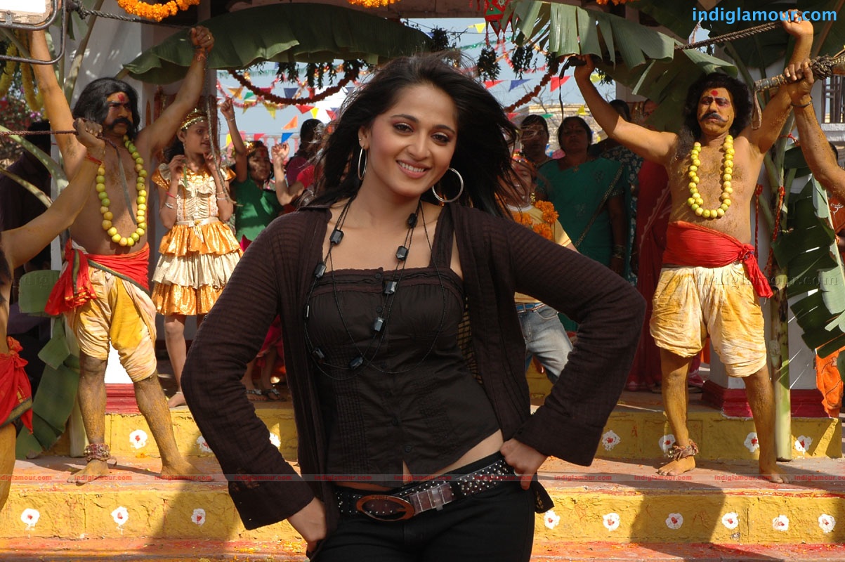 Anushka Actress hd photo