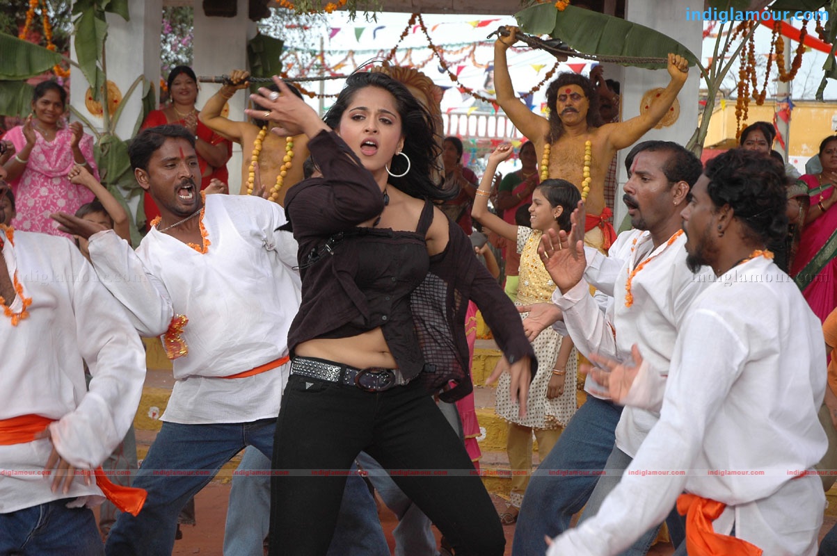 Anushka Actress hd photo