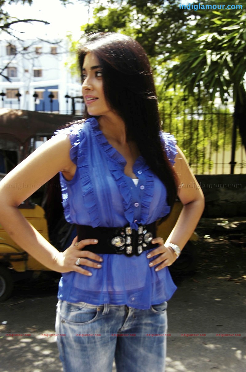 Shriya Saran Actress hd photo