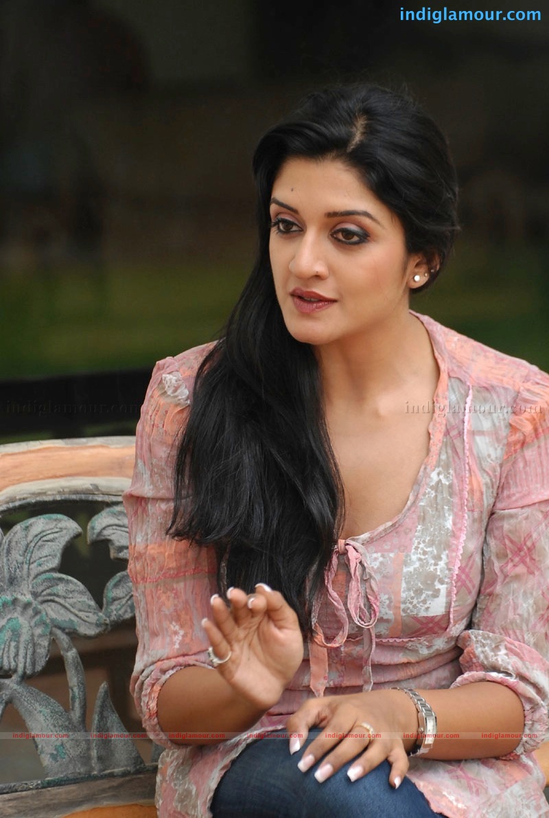 Vimala Raman Actress hd photo