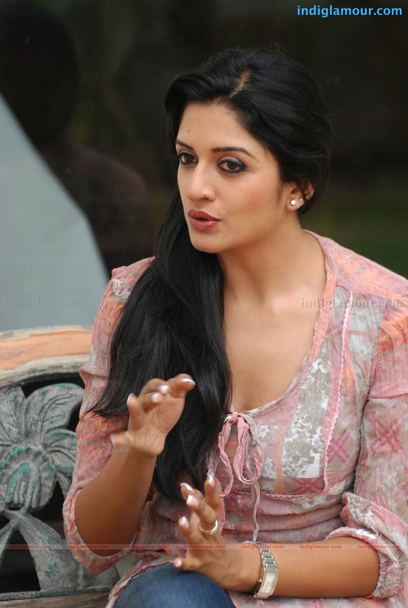 Vimala Raman Actress hd photo