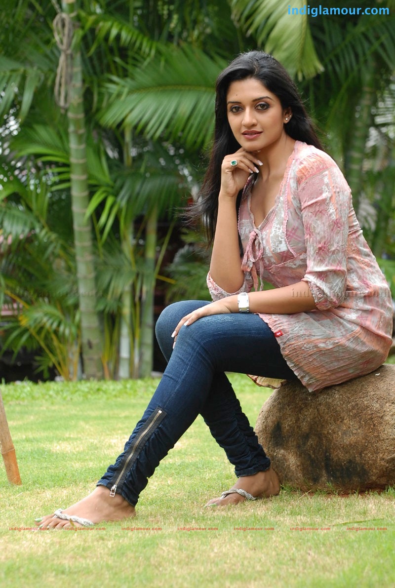 Vimala Raman Actress hd photo