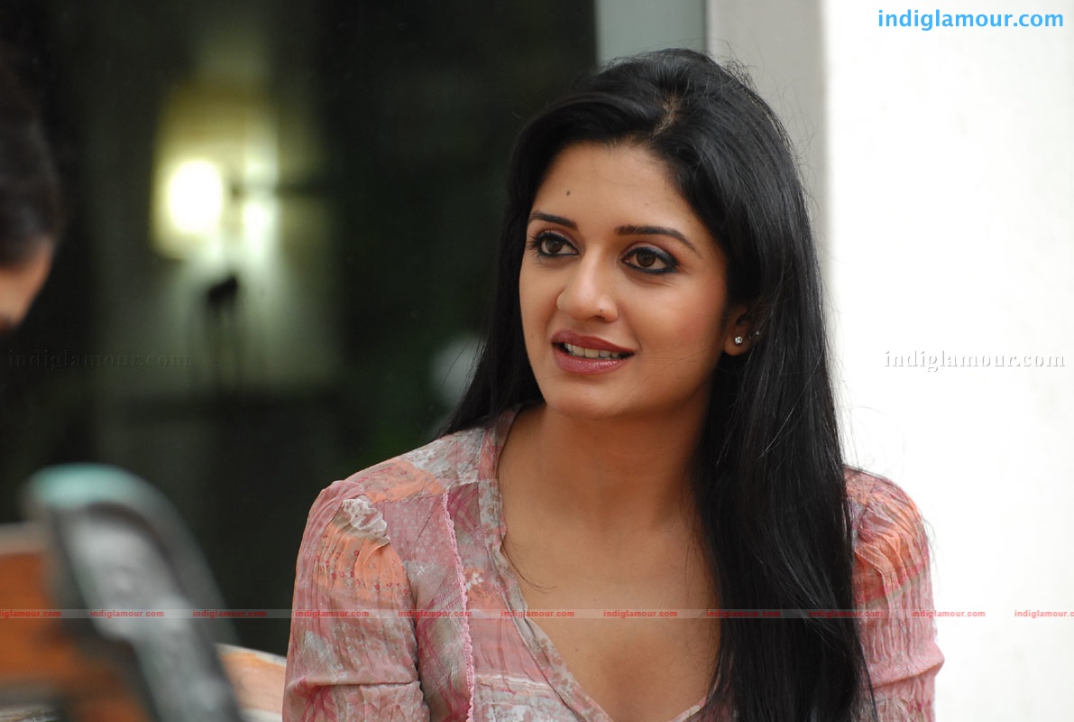 Vimala Raman Actress hd photo