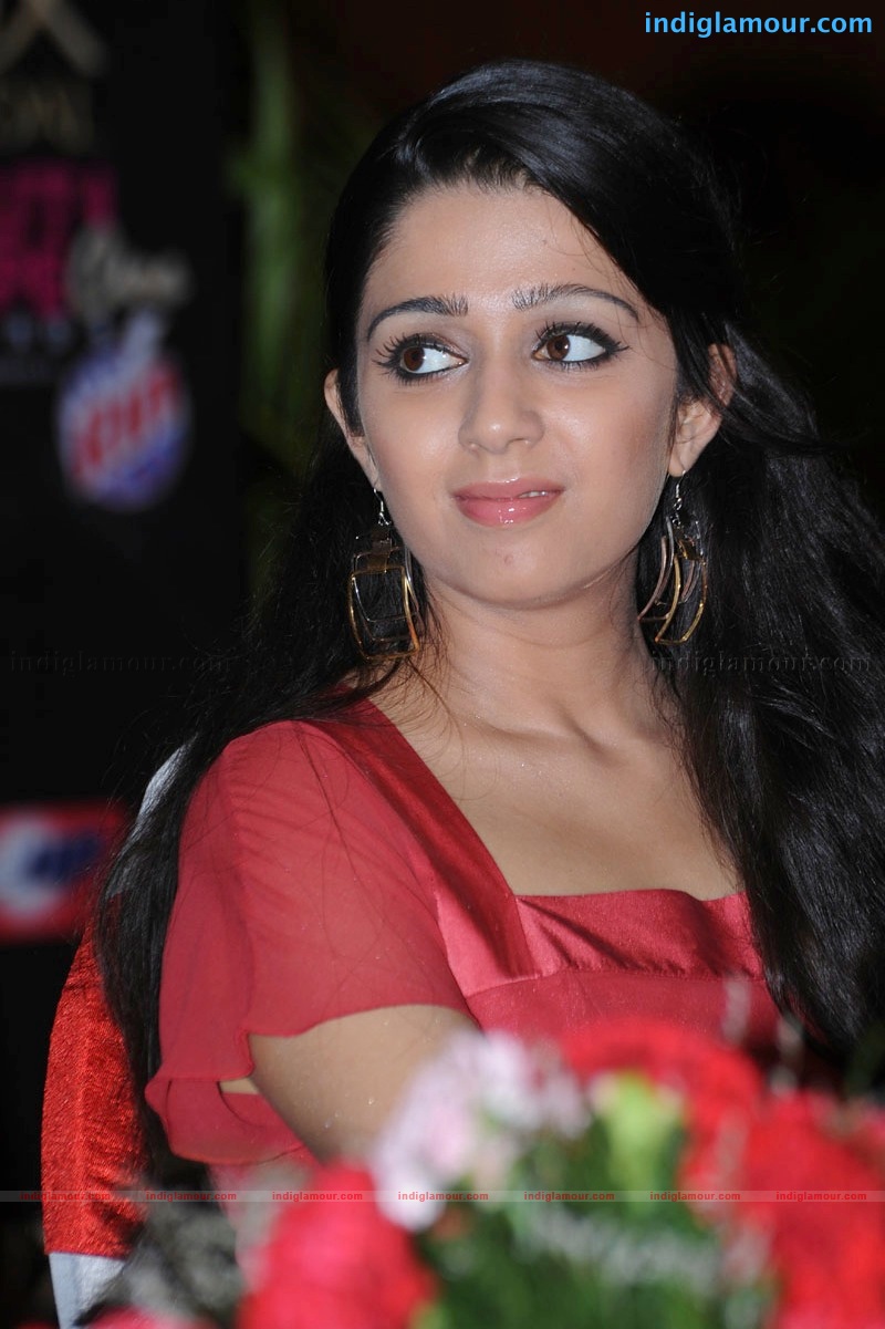 Charmi Actress hd photo