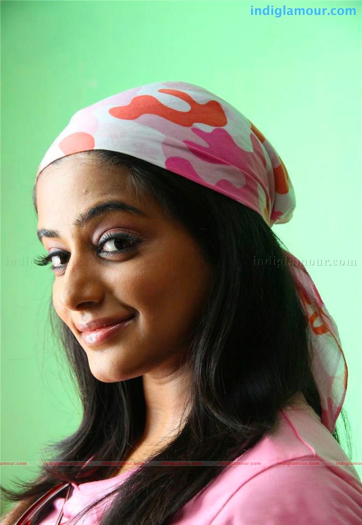 Priyamani Actress hd photo