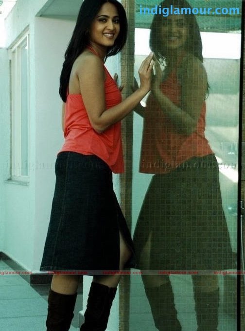 Anushka Actress hd photo