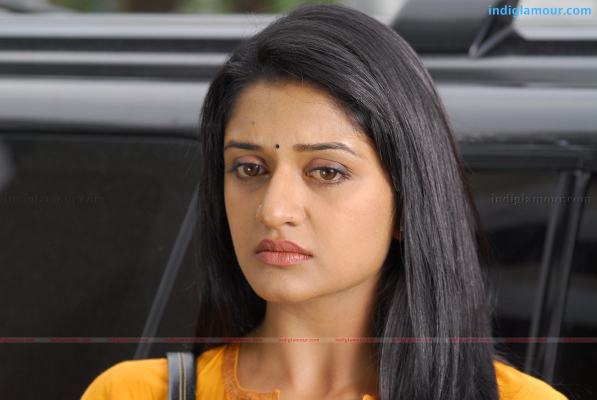 Vimala Raman Actress hd photo