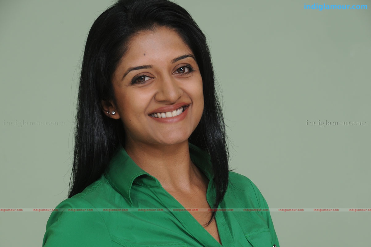Vimala Raman Actress hd photo