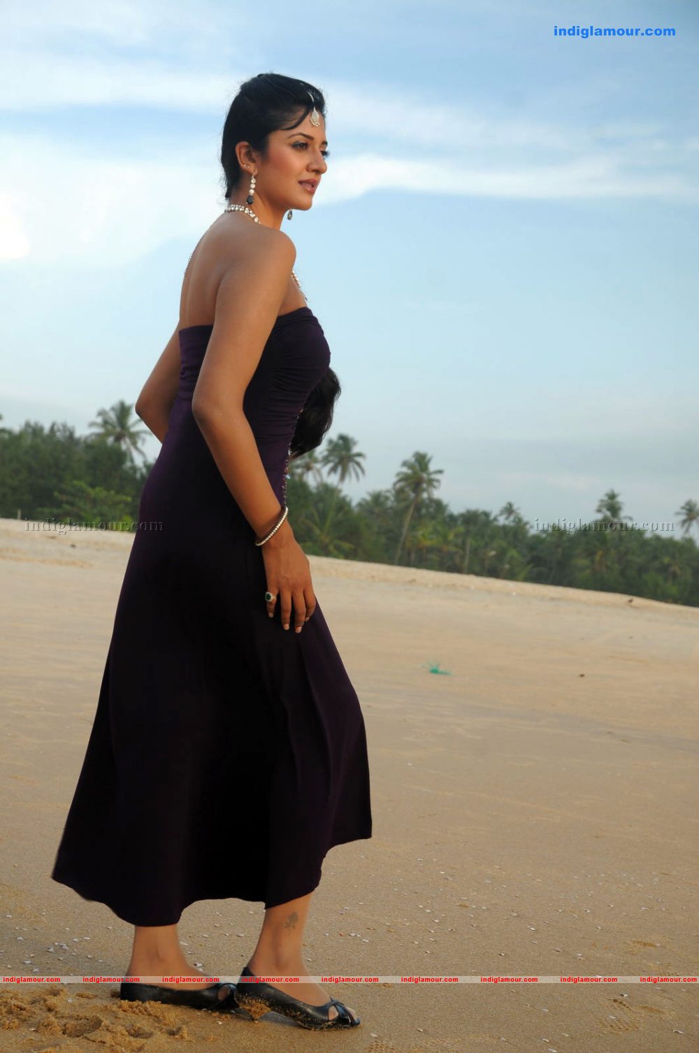 Vimala Raman Actress hd photo