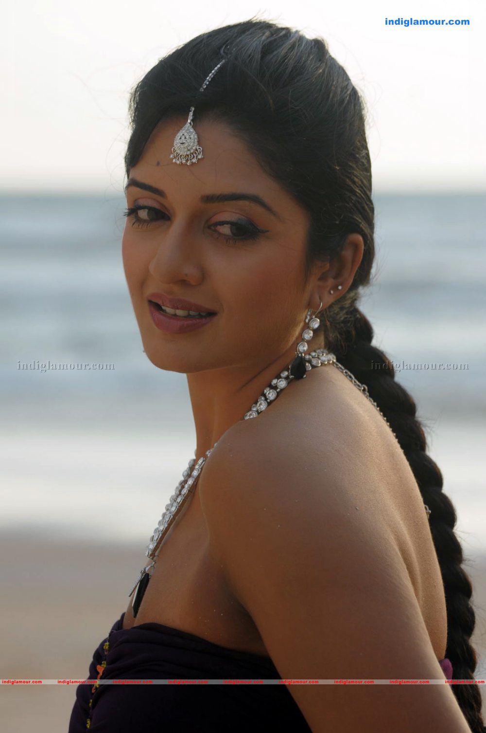 Vimala Raman Actress hd photo