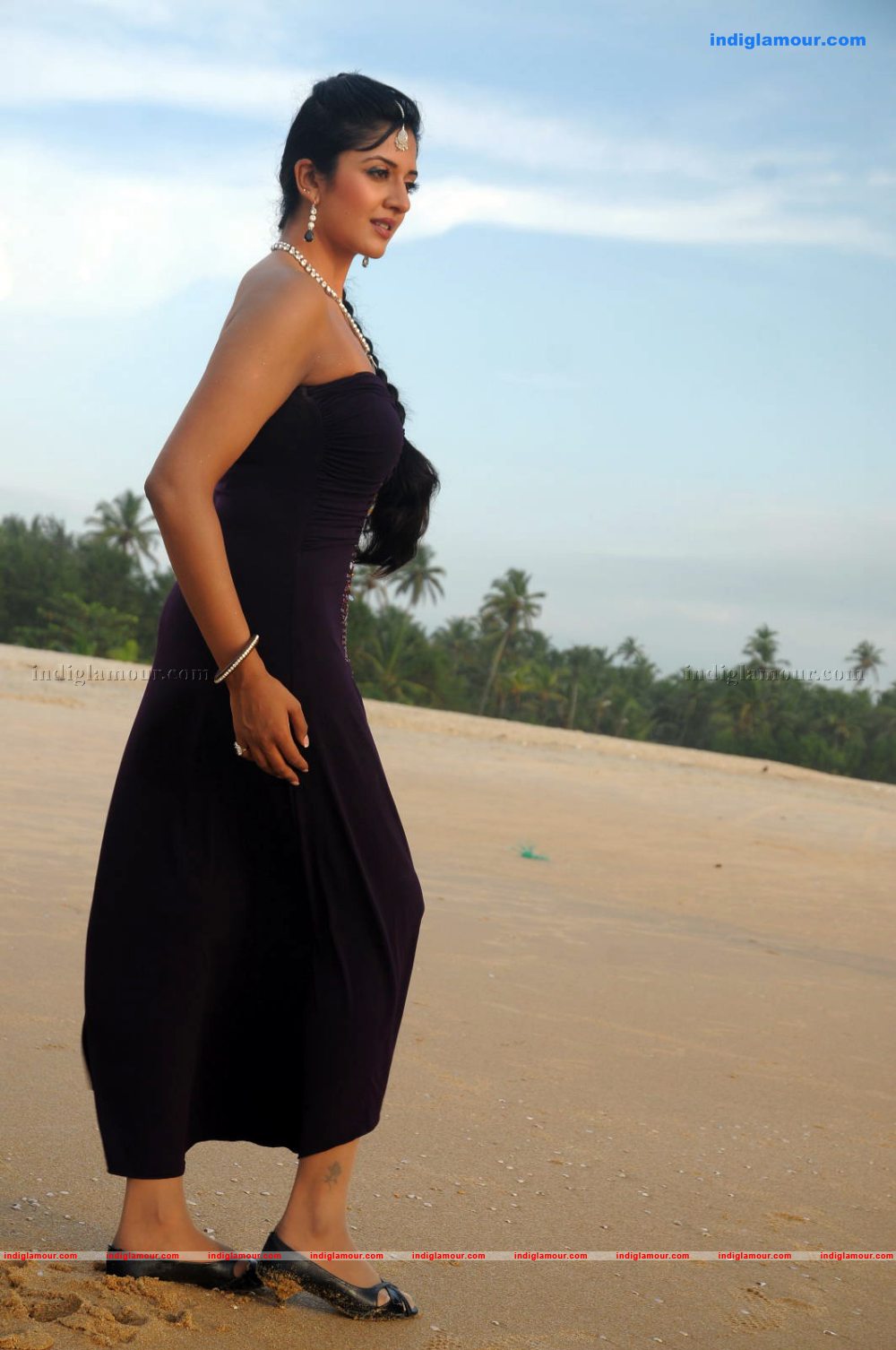 Vimala Raman Actress hd photo