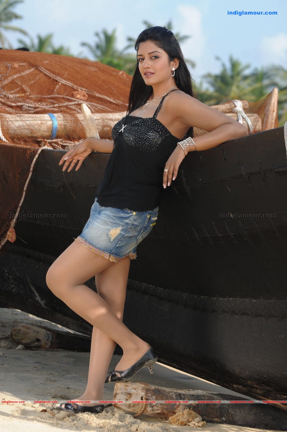 Vimala Raman Actress hd photo