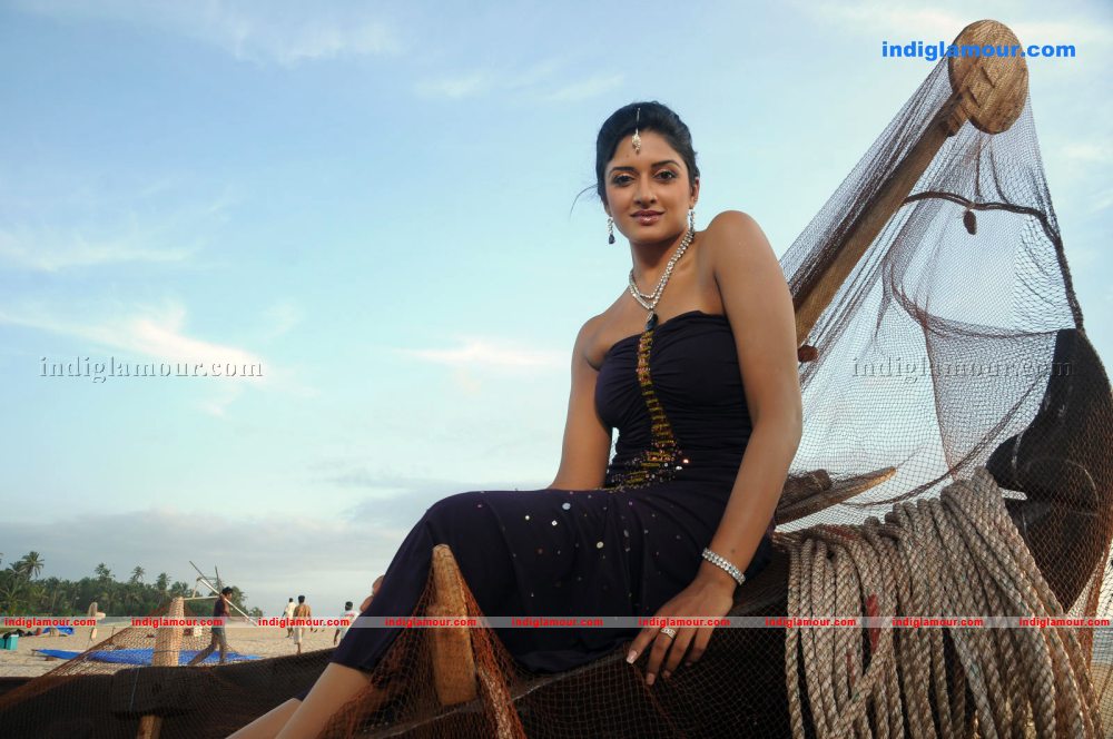 Vimala Raman Actress hd photo