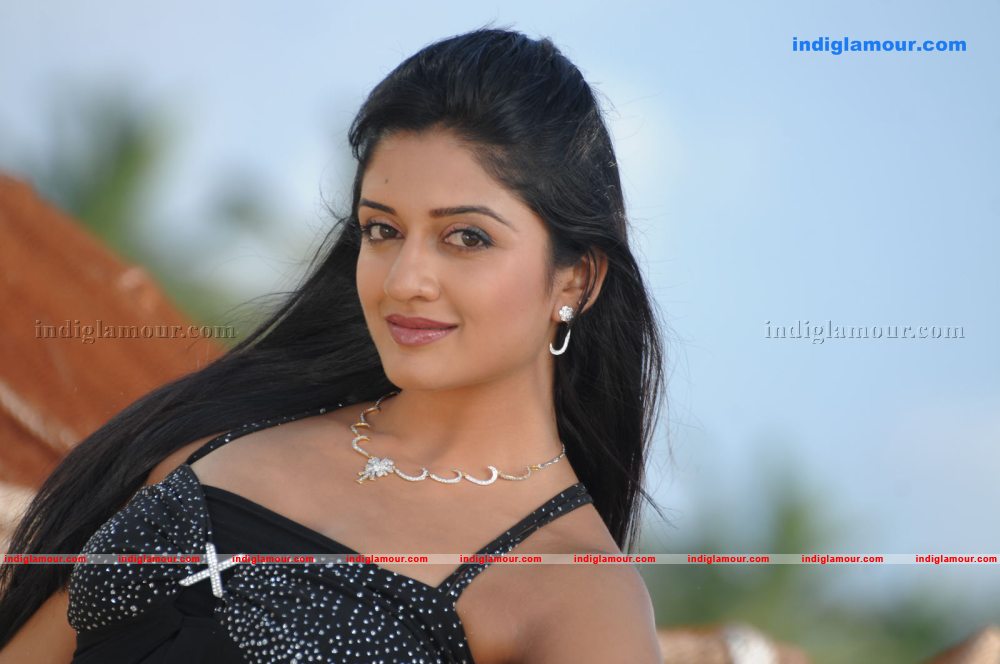 Vimala Raman Actress hd photo