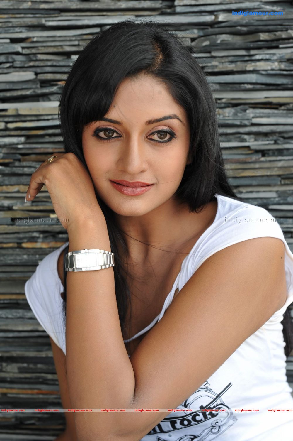 Vimala Raman Actress hd photo