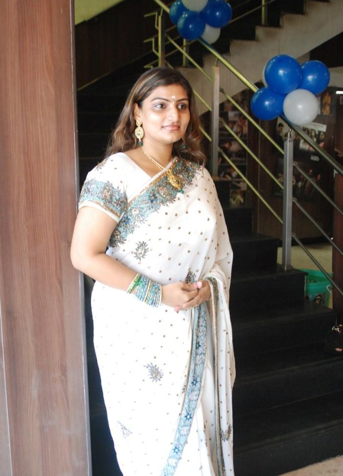 Babilona Actress hd photo