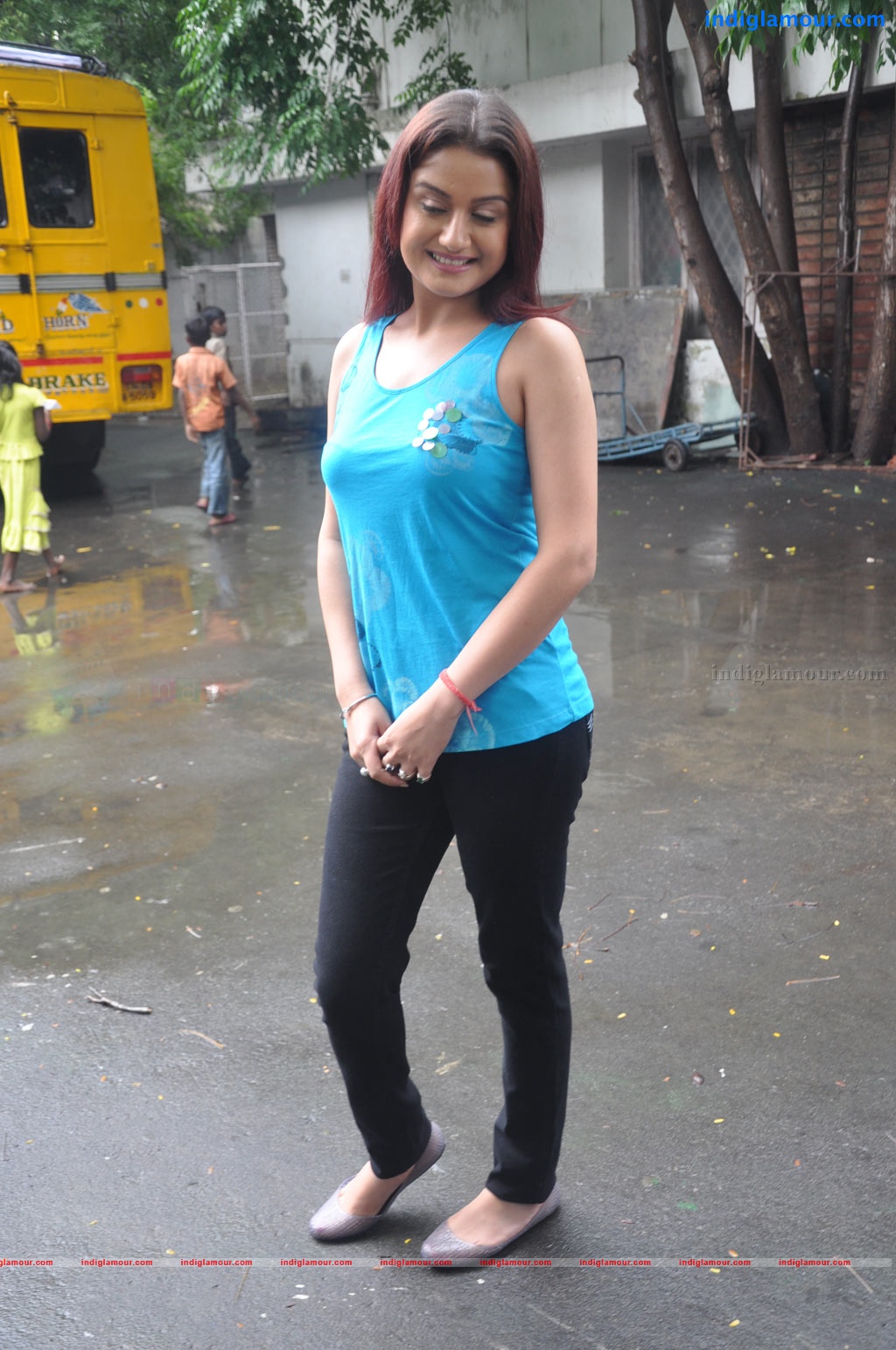 Sonia Agarwal Actress hd photo