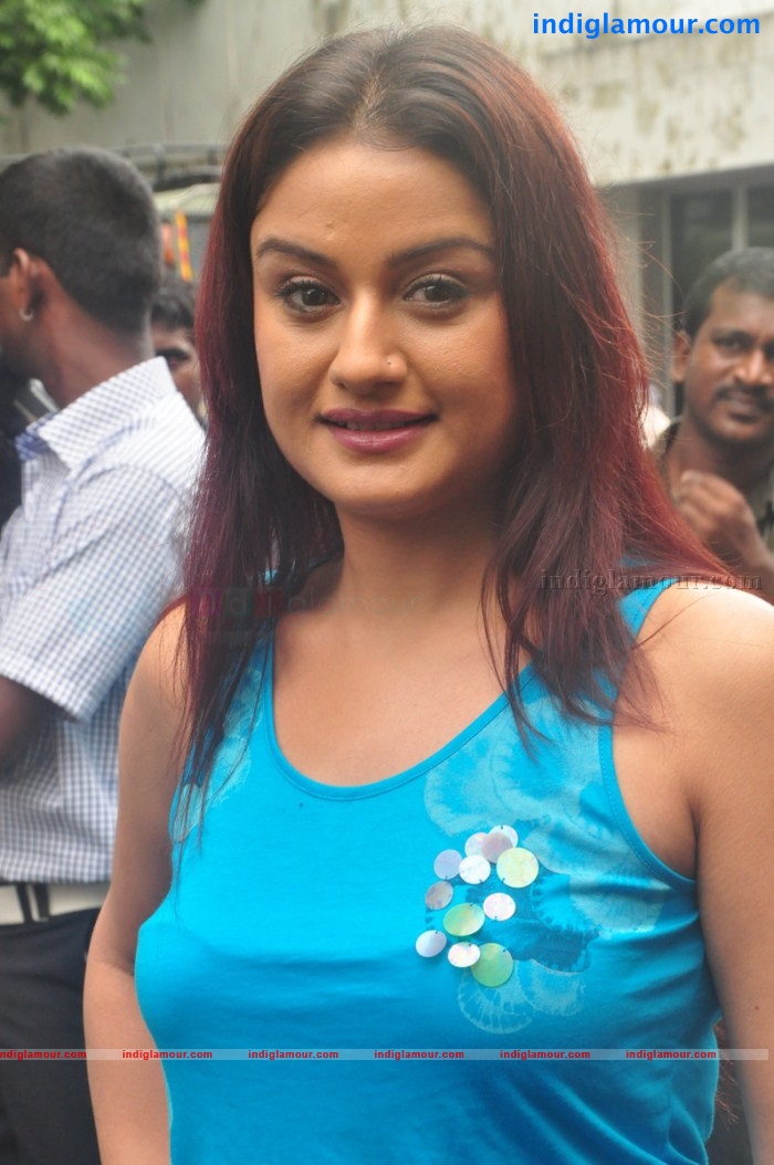 Sonia Agarwal Actress hd photo