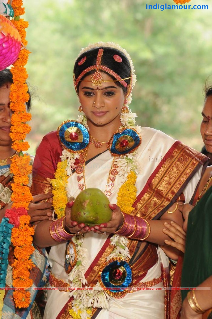 Priyamani Actress hd photo